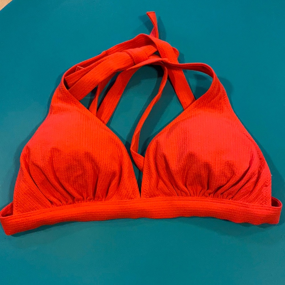NWT Jessica Simpson Crossed Strap Triangle Bikini Top